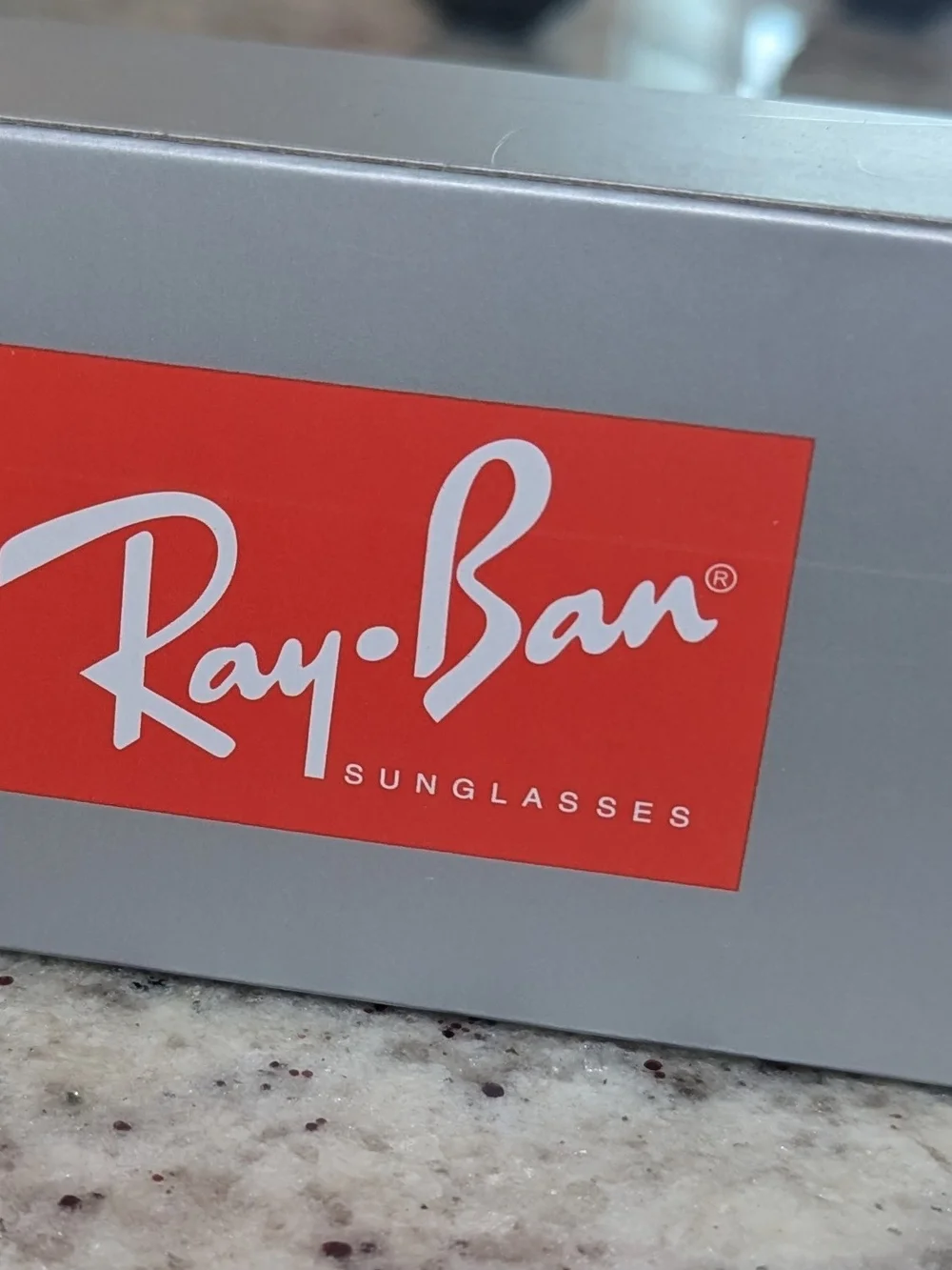 Ray-Ban Men’s Or Womens Black Aviator Sunglasses, Iridescent Green-Purple Lenses